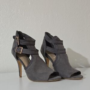 Lauren Conrad Gray Women's Heels